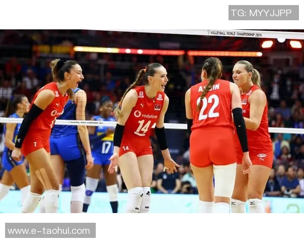 意大利队球员在国际赛场上的精彩表现与战报分析